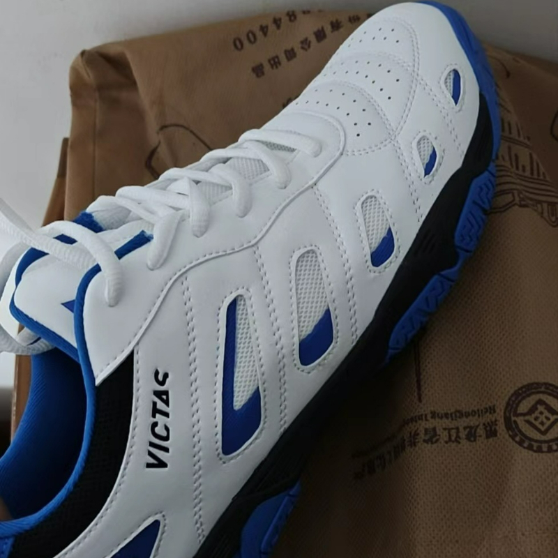 Nuove Scarpe da Tennis da Tavo - Badminton Center recensione e prezzo