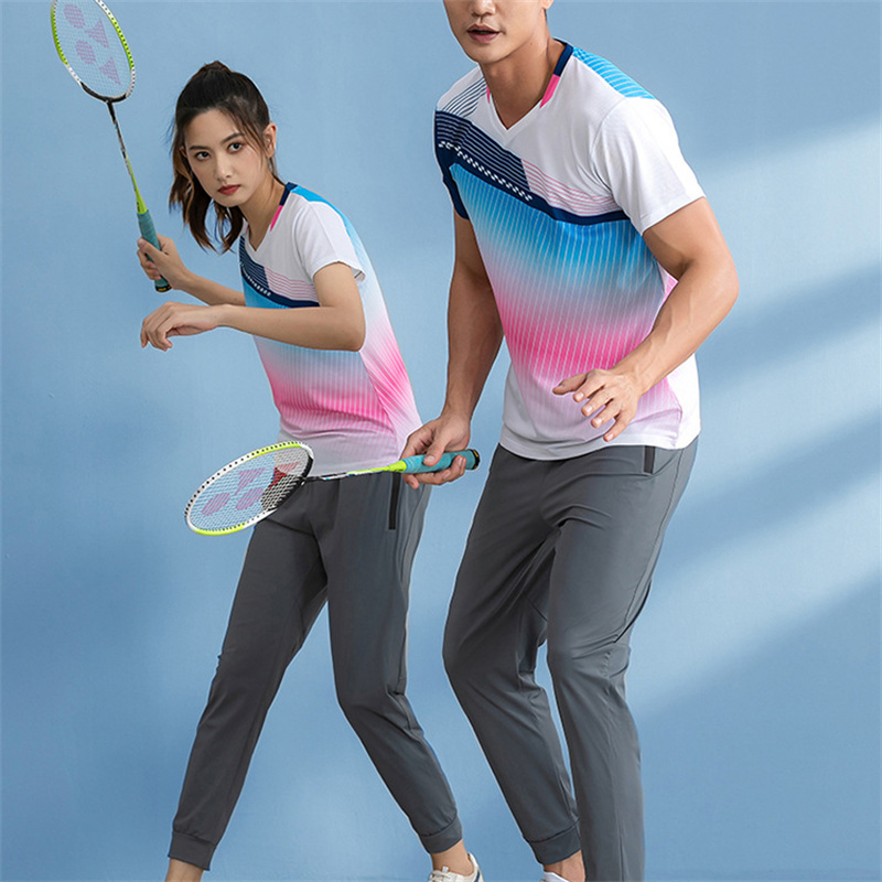 Maglie e pantaloncini da Badmi - Badminton Shuttlecock recensione e prezzo